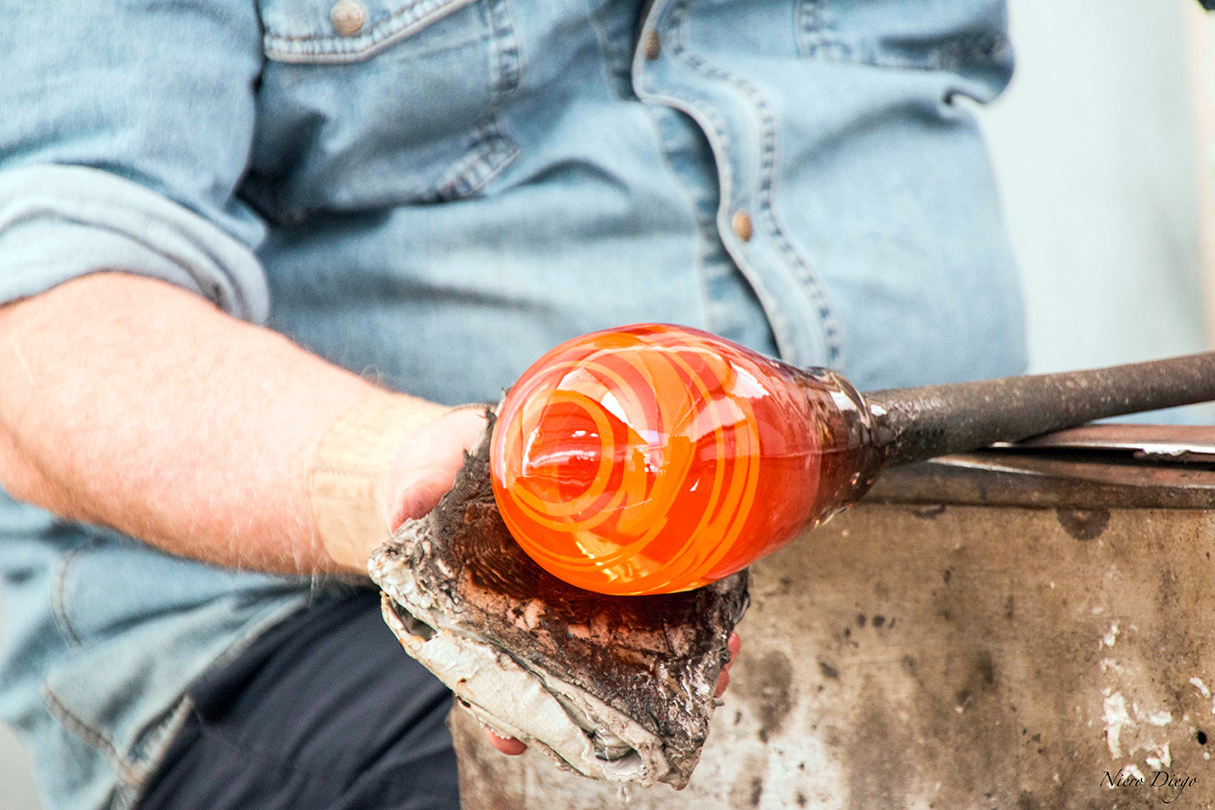 glass blowing tour in venice